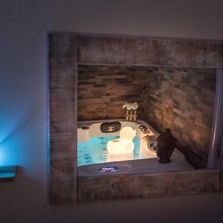 Suite Avec Jacuzzi Privatif Barcares Plage Le Barcares Luaran gambar