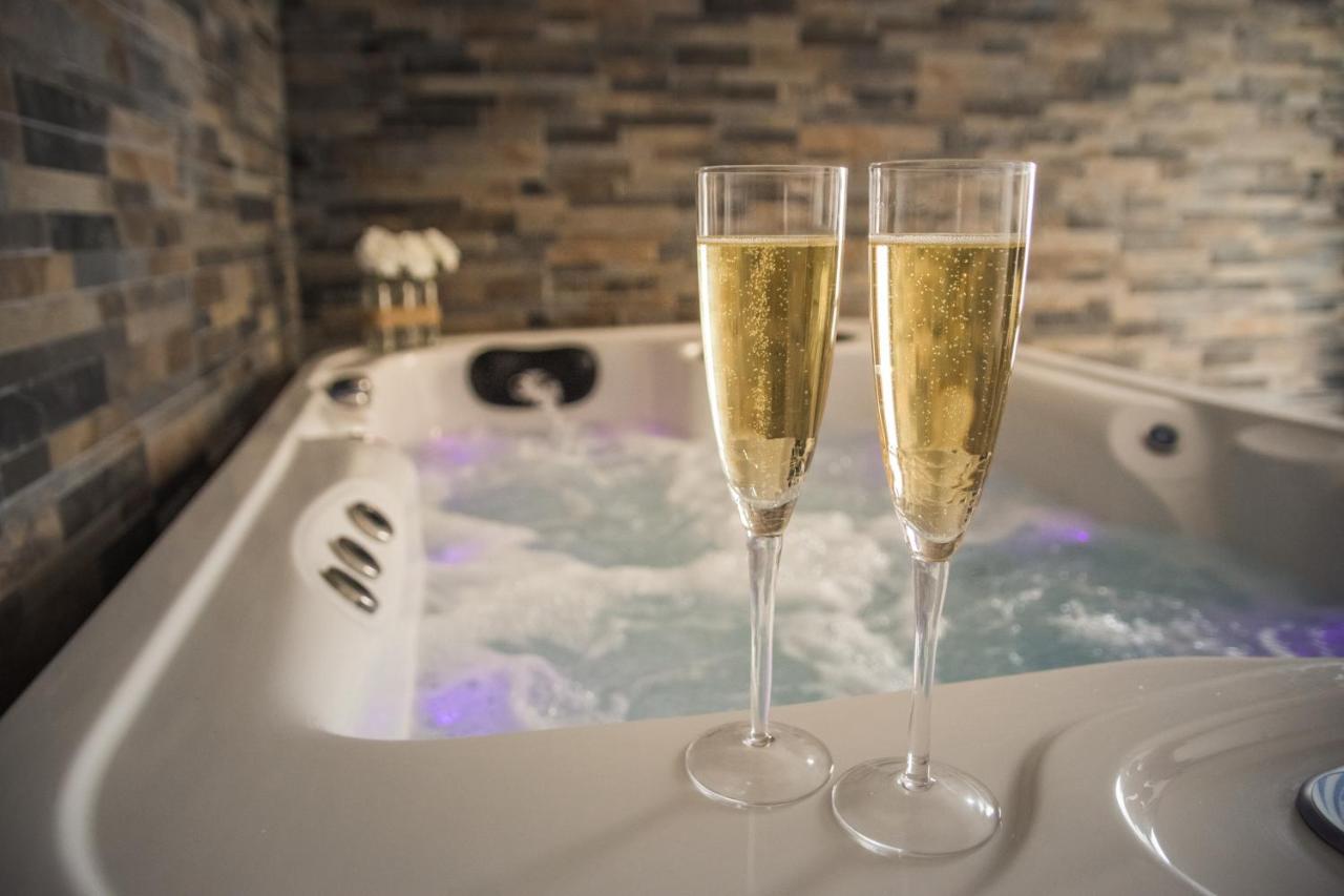 Suite Avec Jacuzzi Privatif Barcares Plage Le Barcares Luaran gambar